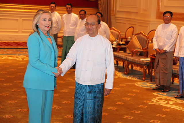 Clinton e Thein Sein