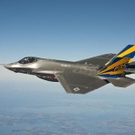 Aerei F-35 messi a terra per crepa nel motore