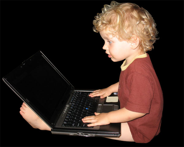 Bambino e computer
