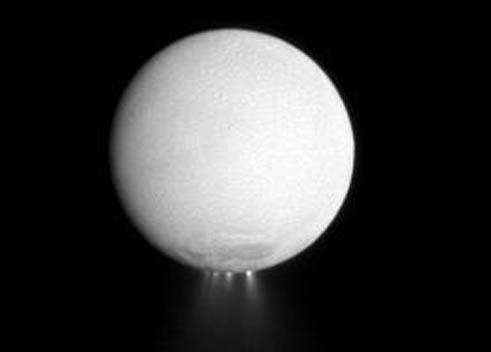 Endedalo perde acqua. Crediti: NASA/JPL/Space Science Institute